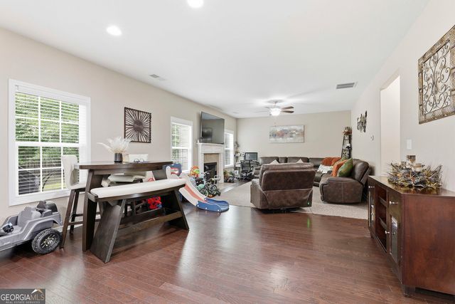 313 Briandwood Drive, Newnan, GA 30265
