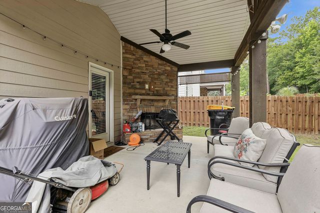 313 Briandwood Drive, Newnan, GA 30265