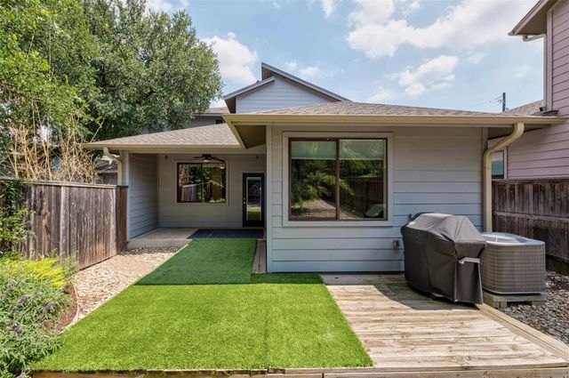 4008 Valley View RD B, Austin, TX 78704