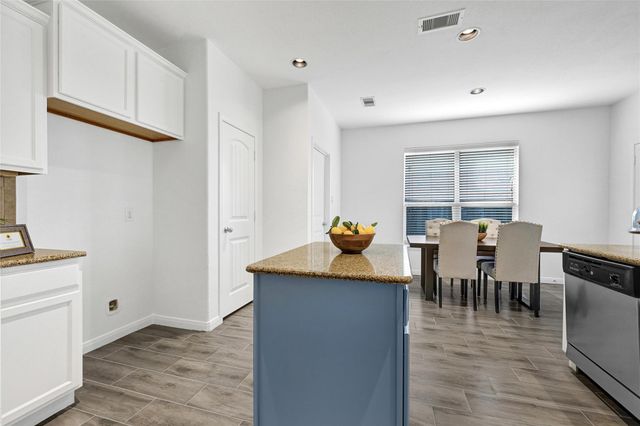 31 Hearthwick Road, Tomball, TX 77375