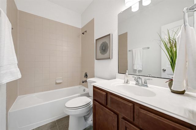 31 Hearthwick Road, Tomball, TX 77375