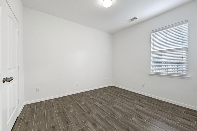 31 Hearthwick Road, Tomball, TX 77375