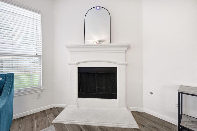 31 Hearthwick Road, Tomball, TX 77375