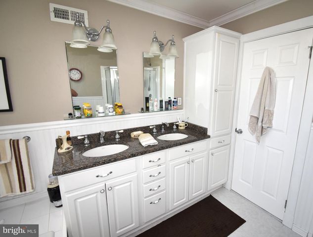 333 E PEARL ST ##6, Burlington, NJ 08016