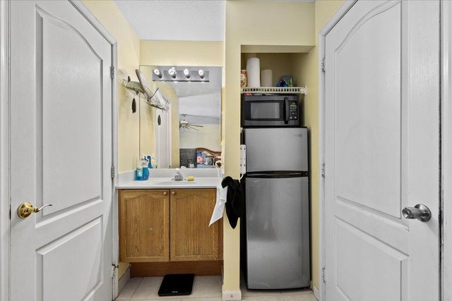 19187 Capet Creek Court, Loxahatchee, FL 33470