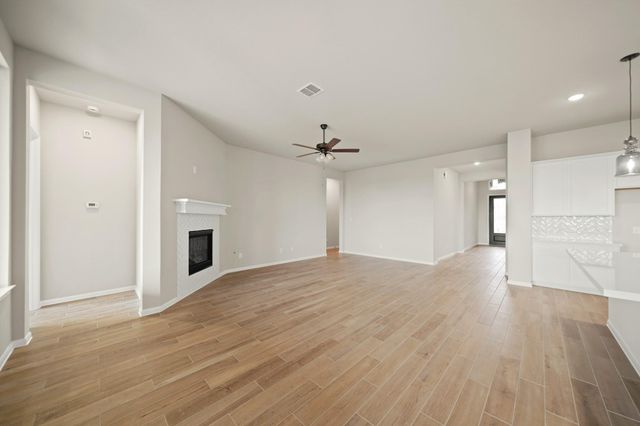 6919 Nichols Landing, Needville, TX 77461