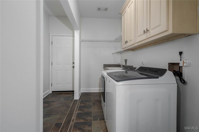 5112 Bristolwood, Northport, AL 35475