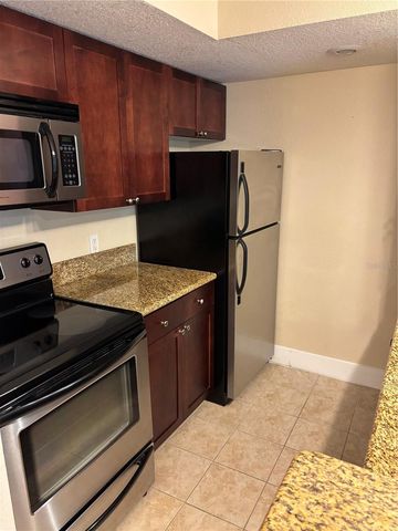 5124 CONROY ROAD 623, Orlando, FL 32811