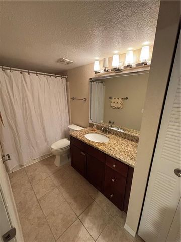 5124 CONROY ROAD 623, Orlando, FL 32811