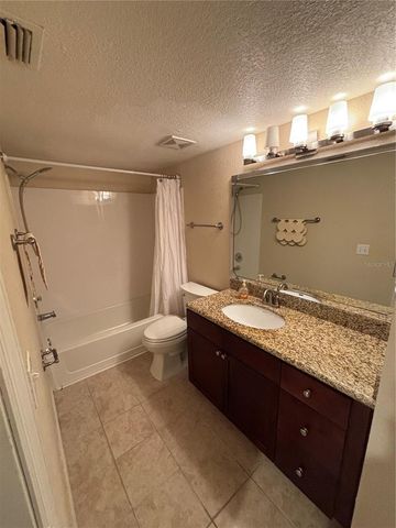 5124 CONROY ROAD 623, Orlando, FL 32811