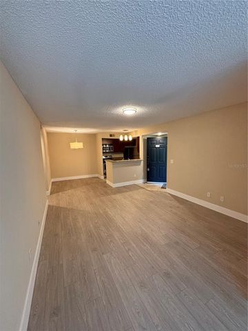 5124 CONROY ROAD 623, Orlando, FL 32811