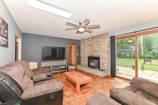 5304 Cynthia LANE, Mount Pleasant, WI 53406
