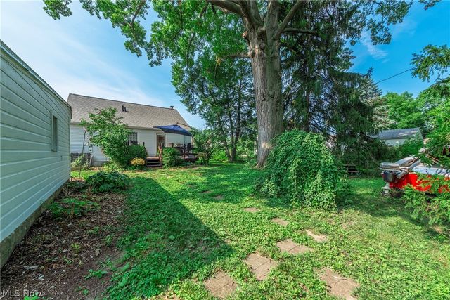 455 11th Street, Elyria, OH 44035