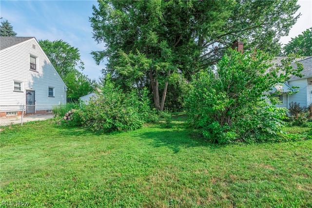455 11th Street, Elyria, OH 44035