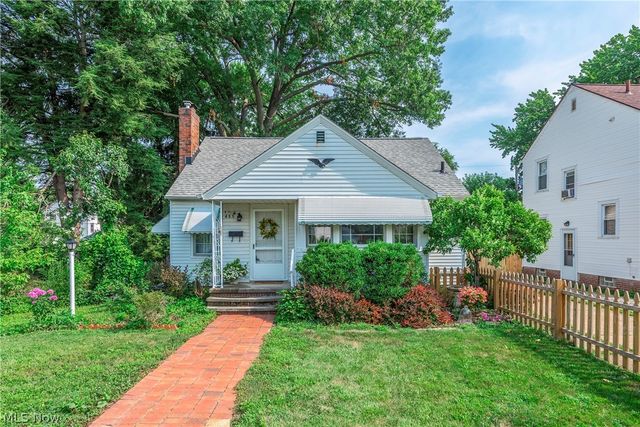 455 11th Street, Elyria, OH 44035