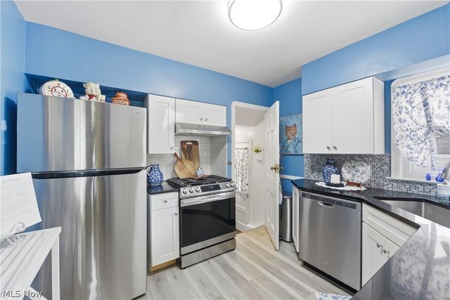 455 11th Street, Elyria, OH 44035