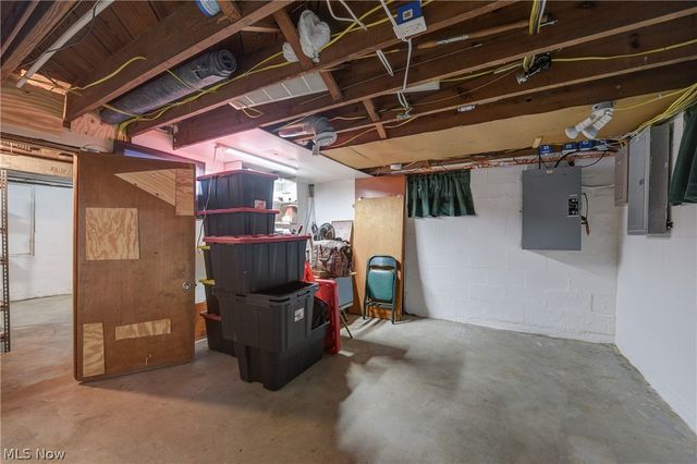 455 11th Street, Elyria, OH 44035