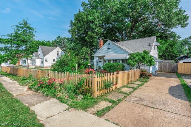 455 11th Street, Elyria, OH 44035