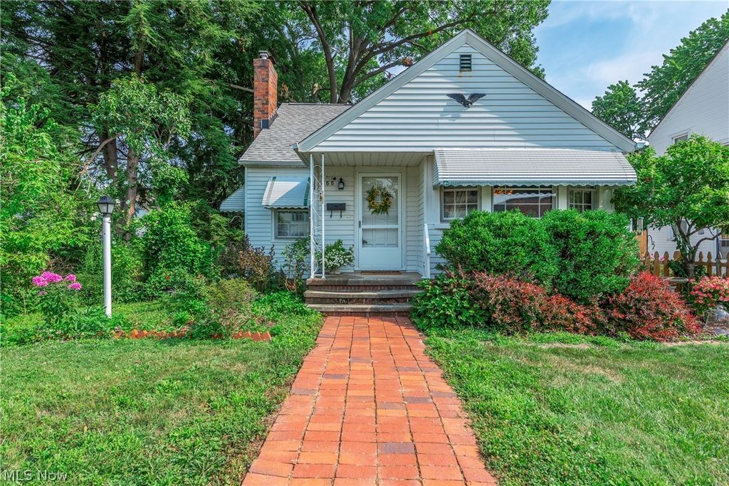 455 11th Street, Elyria, OH 44035