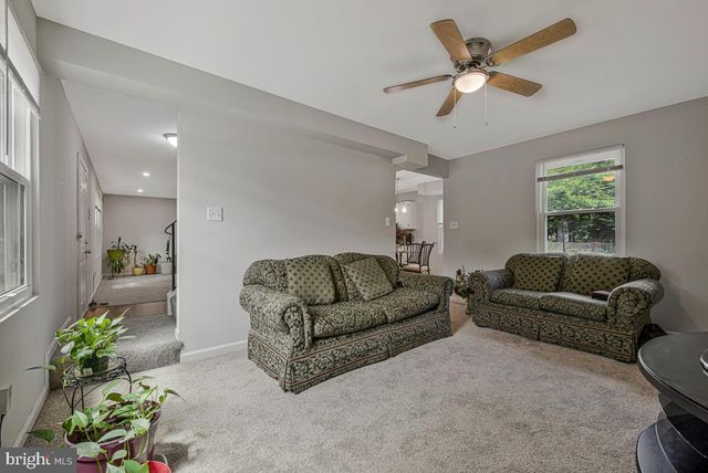 2404 OLD BROOKS DR, Suitland, MD 20746