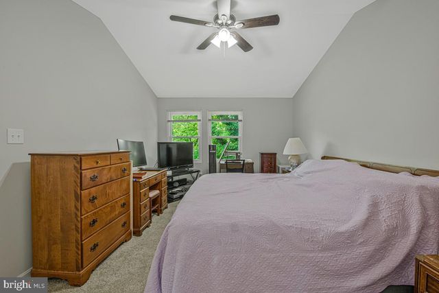 2404 OLD BROOKS DR, Suitland, MD 20746