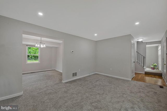 2404 OLD BROOKS DR, Suitland, MD 20746