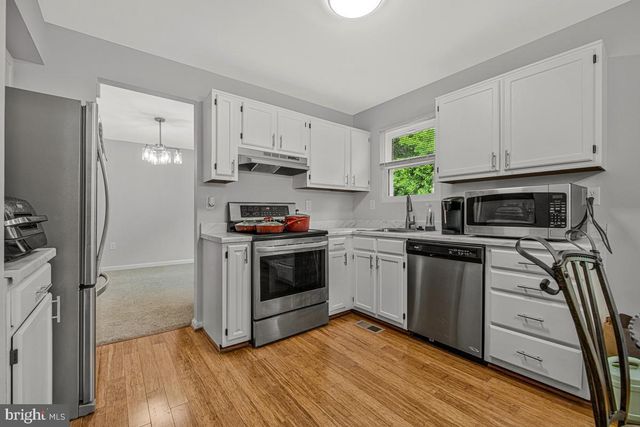 2404 OLD BROOKS DR, Suitland, MD 20746