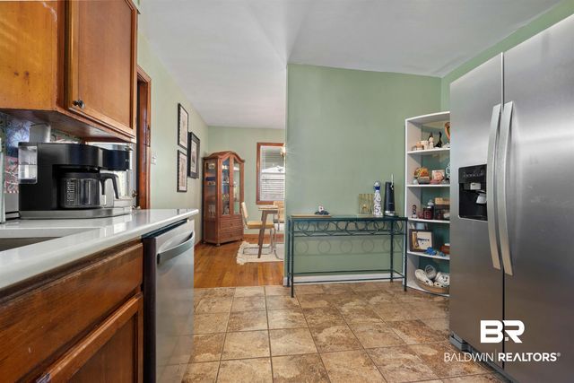 672 Tarawa Drive, Mobile, AL 36609