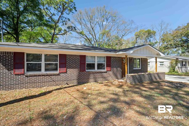 672 Tarawa Drive, Mobile, AL 36609