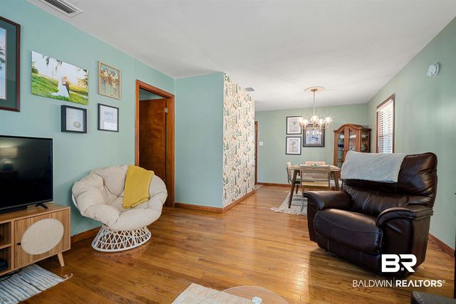 672 Tarawa Drive, Mobile, AL 36609
