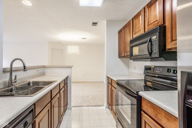 12598 Tennyson Lane 101, Carmel, IN 46032