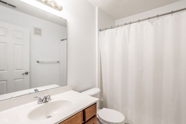 12598 Tennyson Lane 101, Carmel, IN 46032
