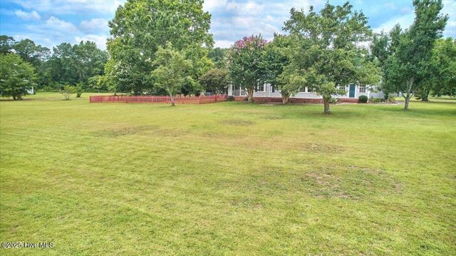 13341 Barnes Bridge Road, Laurinburg, NC 28352