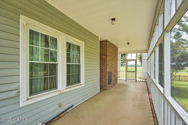 13341 Barnes Bridge Road, Laurinburg, NC 28352