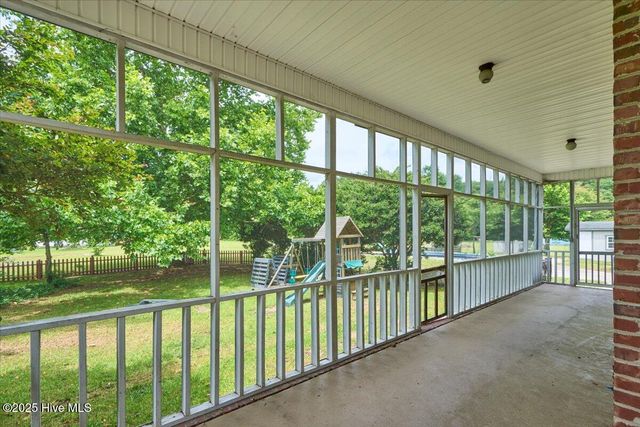13341 Barnes Bridge Road, Laurinburg, NC 28352