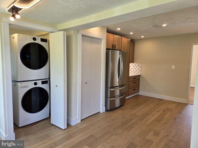 2949 ROSEMARY LN, Falls Church, VA 22042