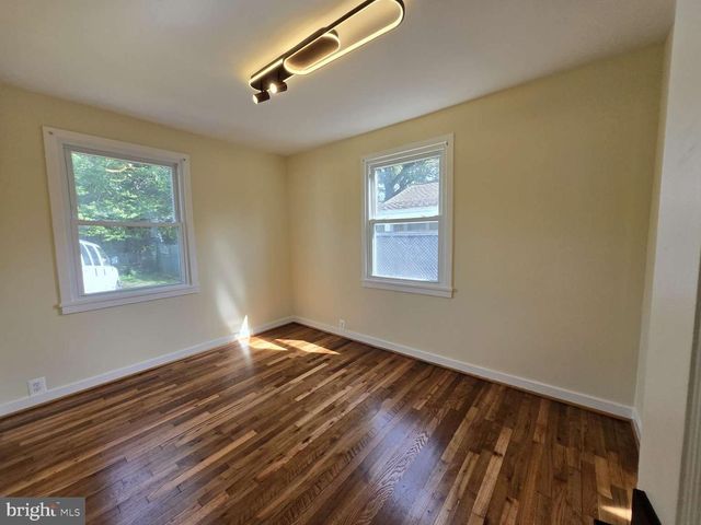 2949 ROSEMARY LN, Falls Church, VA 22042