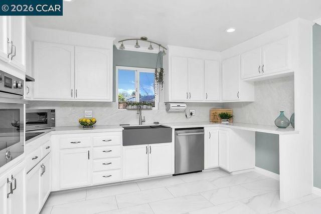 35952 35952 Rosewood Drive, Newark, CA 94560