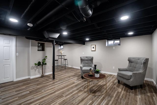 5161 N 64th STREET, Milwaukee, WI 53218