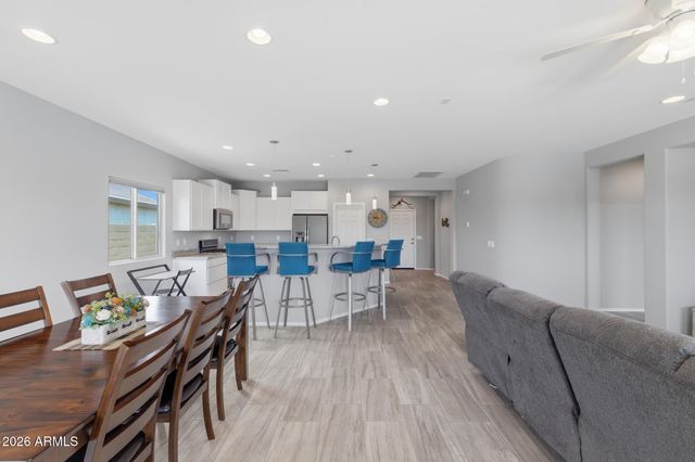 5793 W SARATOGA Court, Florence, AZ 85132