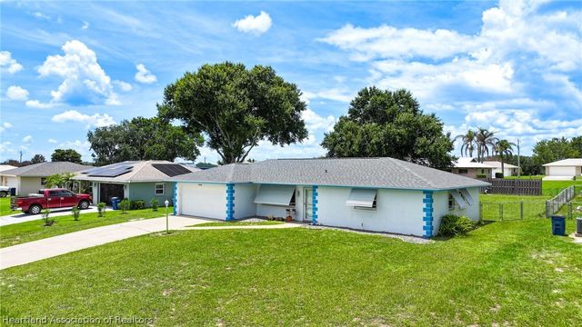 2718 Orange Grove Drive, Sebring, FL 33870