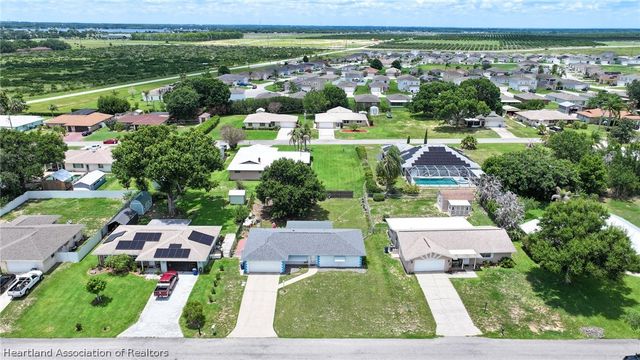 2718 Orange Grove Drive, Sebring, FL 33870