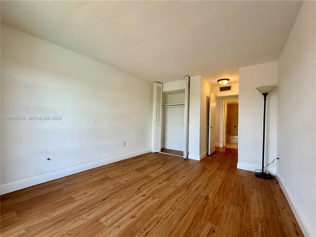 9429 SW 76th St W38, Miami, FL 33173