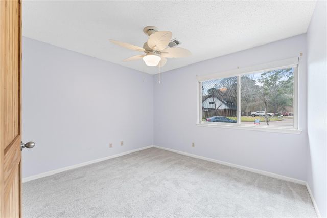 4307 Meadow Glenn Drive, Dickinson, TX 77539