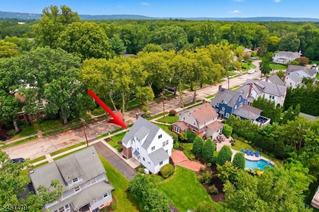 4 Doering Way, Cranford Twp., NJ 07016