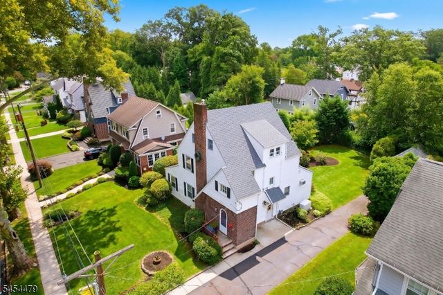 4 Doering Way, Cranford Twp., NJ 07016
