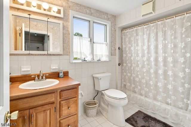 4 Doering Way, Cranford Twp., NJ 07016