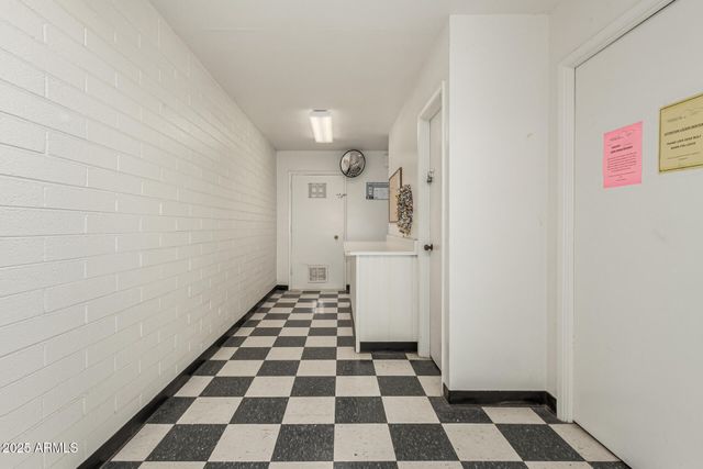 808 N 82ND Street F214, Scottsdale, AZ 85257