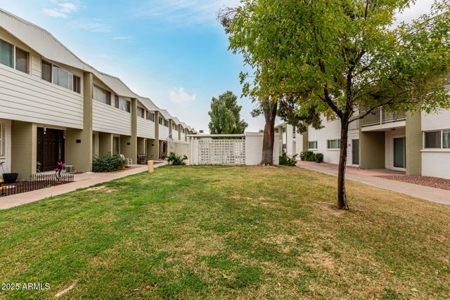 808 N 82ND Street F214, Scottsdale, AZ 85257