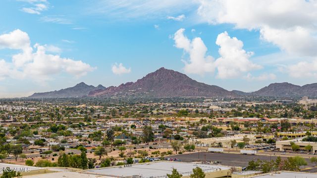 808 N 82ND Street F214, Scottsdale, AZ 85257